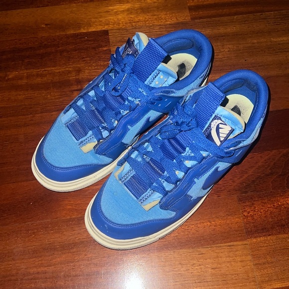Rare Exclusive Blue Nike Size 10